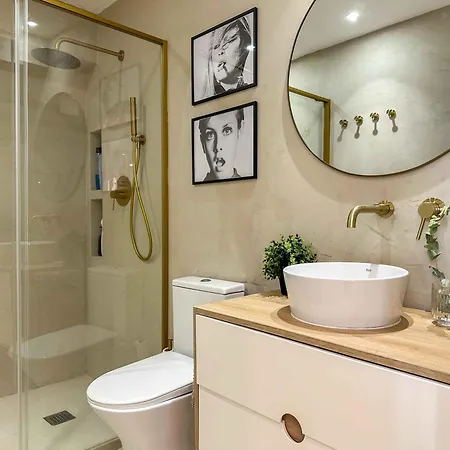 Casa Cigarreras. Espacio Y Luz Cerca Del Centro. 아파트